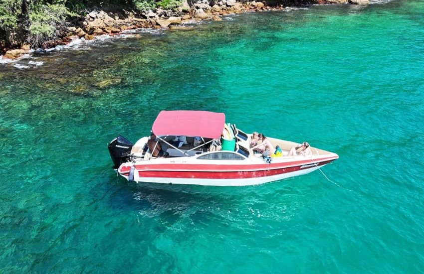 Passeio de Lancha Angra Ilha Grande Blessed Passeios Náuticos