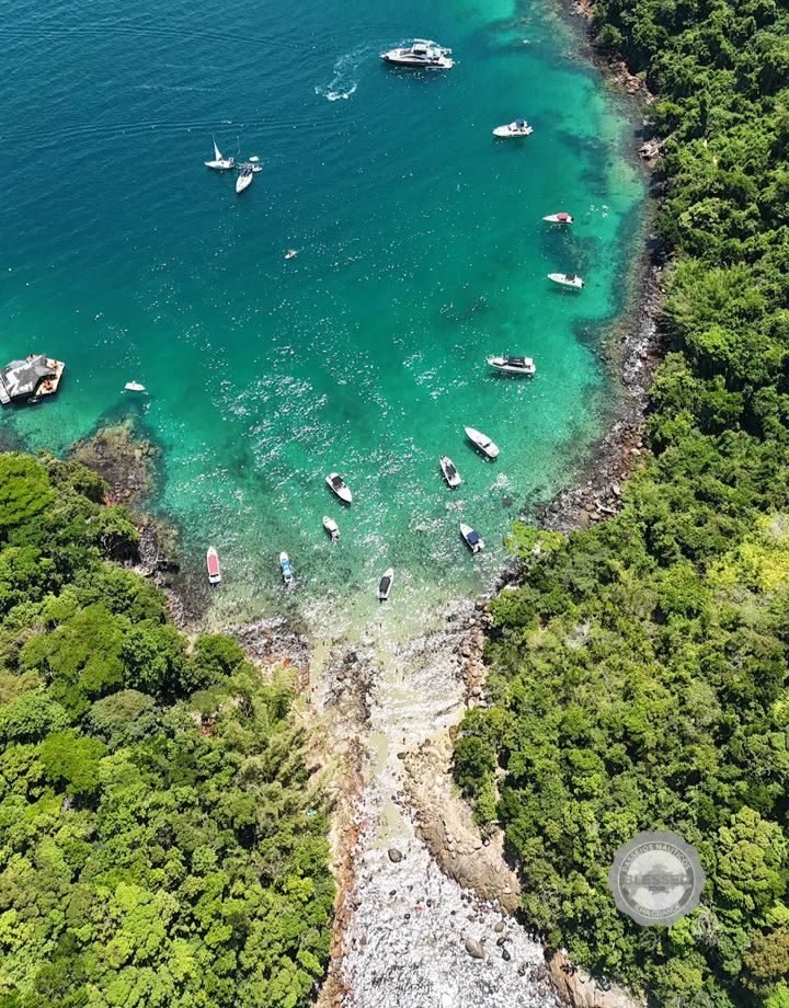 Lagoa verde - Blessed Tour Passeio de Lancha em Angra